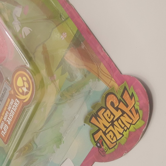 Animal Jam Best Dressed Twinkle Panda with Light-up Ring Collectible BOX DAMAGE - Picture 11 of 13